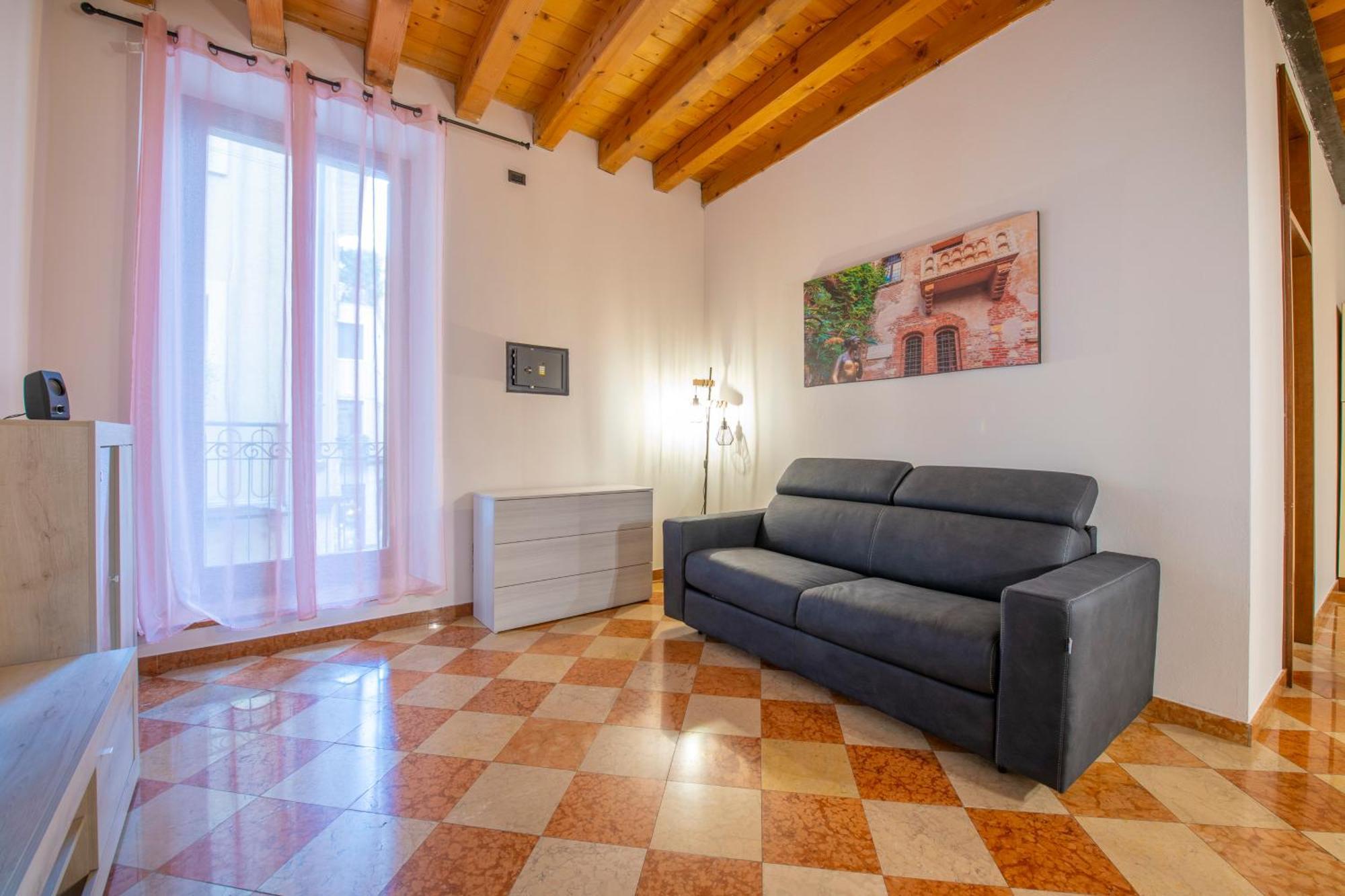 Palace Home Mazzini Верона Екстериор снимка