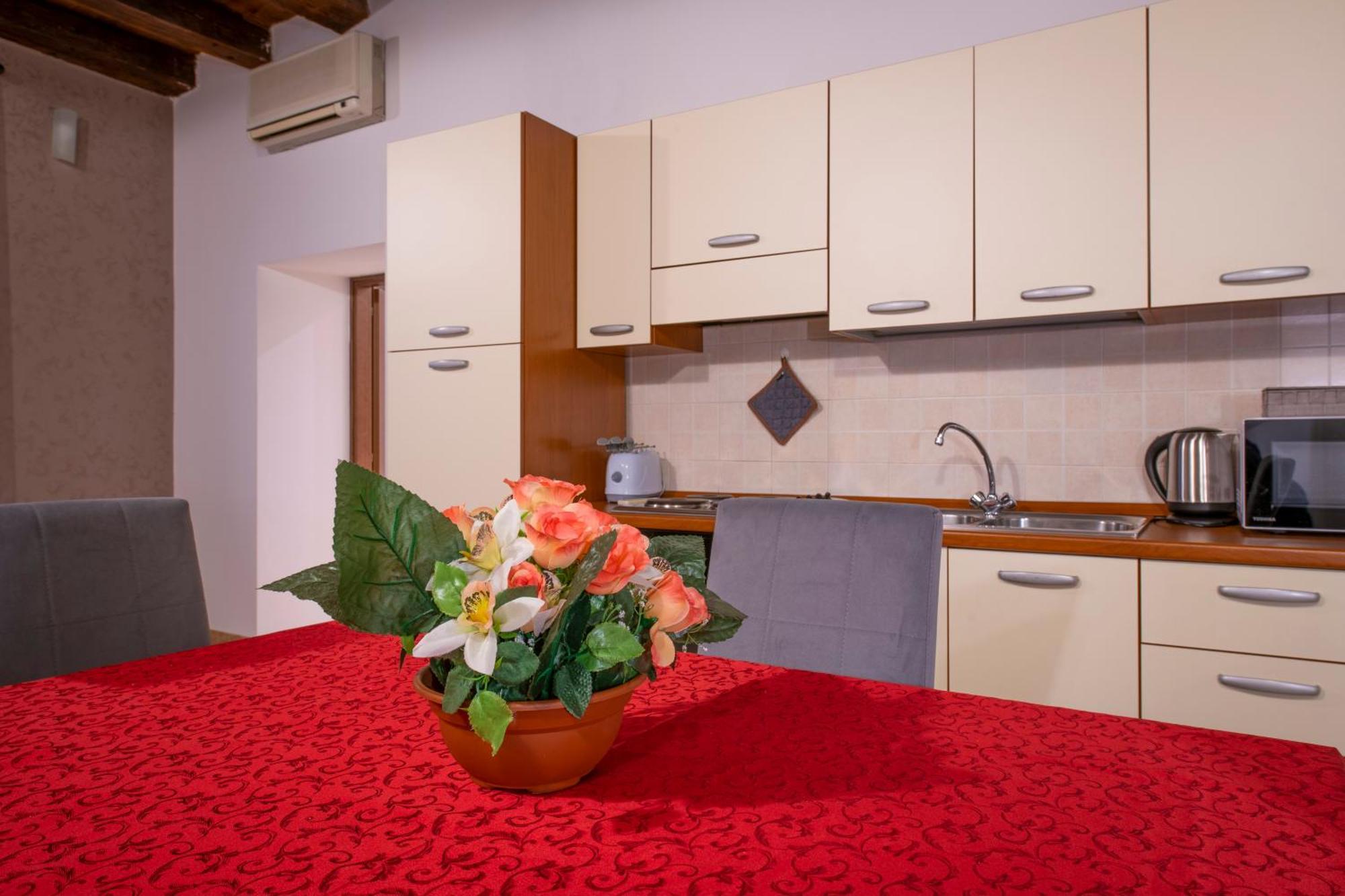 Palace Home Mazzini Верона Екстериор снимка